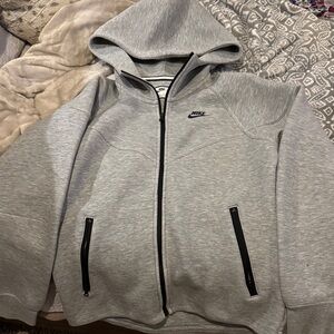 Nike Men's Light Gray Zip-Up Sweater